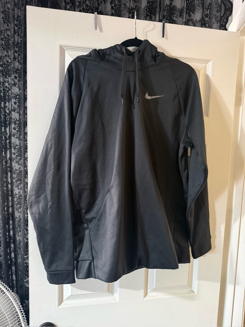Nike dri-fit hoodie